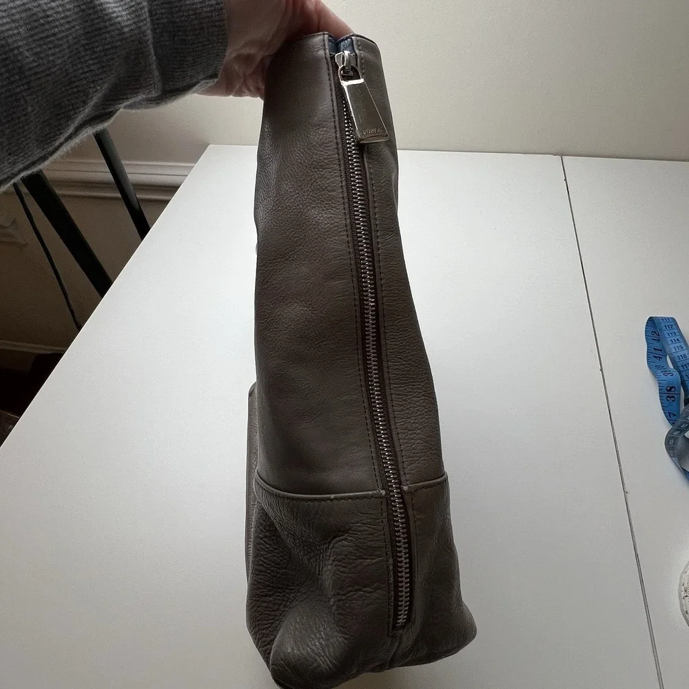FURLA Large Open Top Expandable Side Zip Tote Shopper Taupe Leather 14